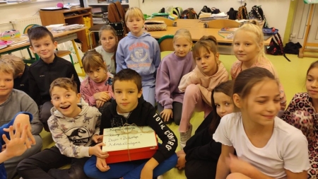 ''CZYTAM Z KLASĄ'' czyli MIĘDZYNARODOWY PROJEKT EDUKACYJNY KLASY PIERWSZEJ I TRZ...