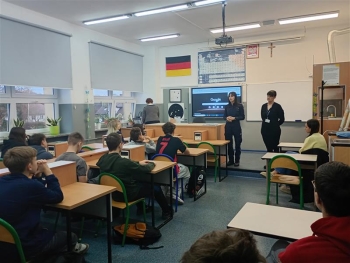 16fd50ee-585c-4ef3-9b8c-3be2ea5201e2