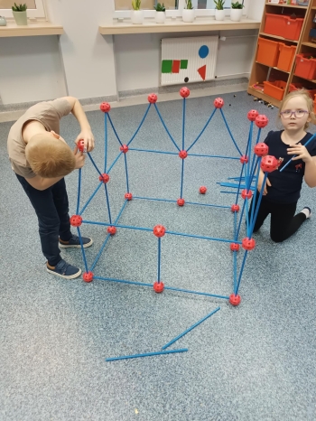 ccf8f7f4-e63a-4d8d-a8d6-87040675b2a1