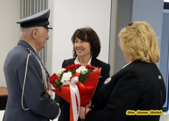 8cc9c84f-37f9-43a0-9ab7-ca2b95e56774