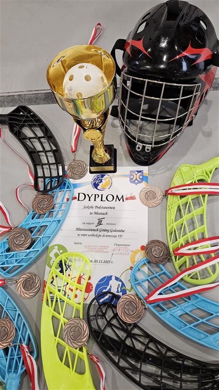 BRĄZOWY MEDAL W MISTRZOSTWACH GMINY W UNIHOKEju