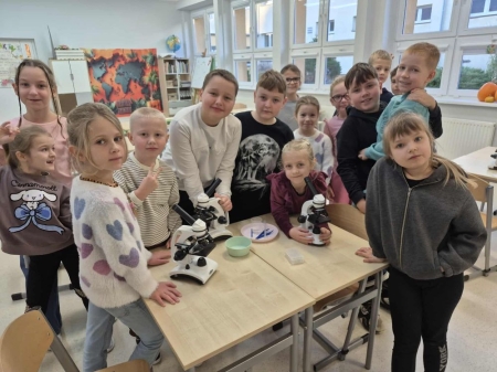 DZIEŃ NAUKOWCA W KLASACH 1 -3