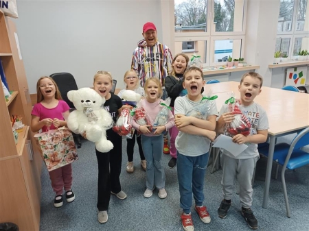 Wolontariat pomaga dzieciom ze szpitali