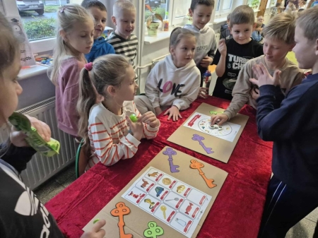 Andrzejki - czyli wróżbici opanowali szkołę